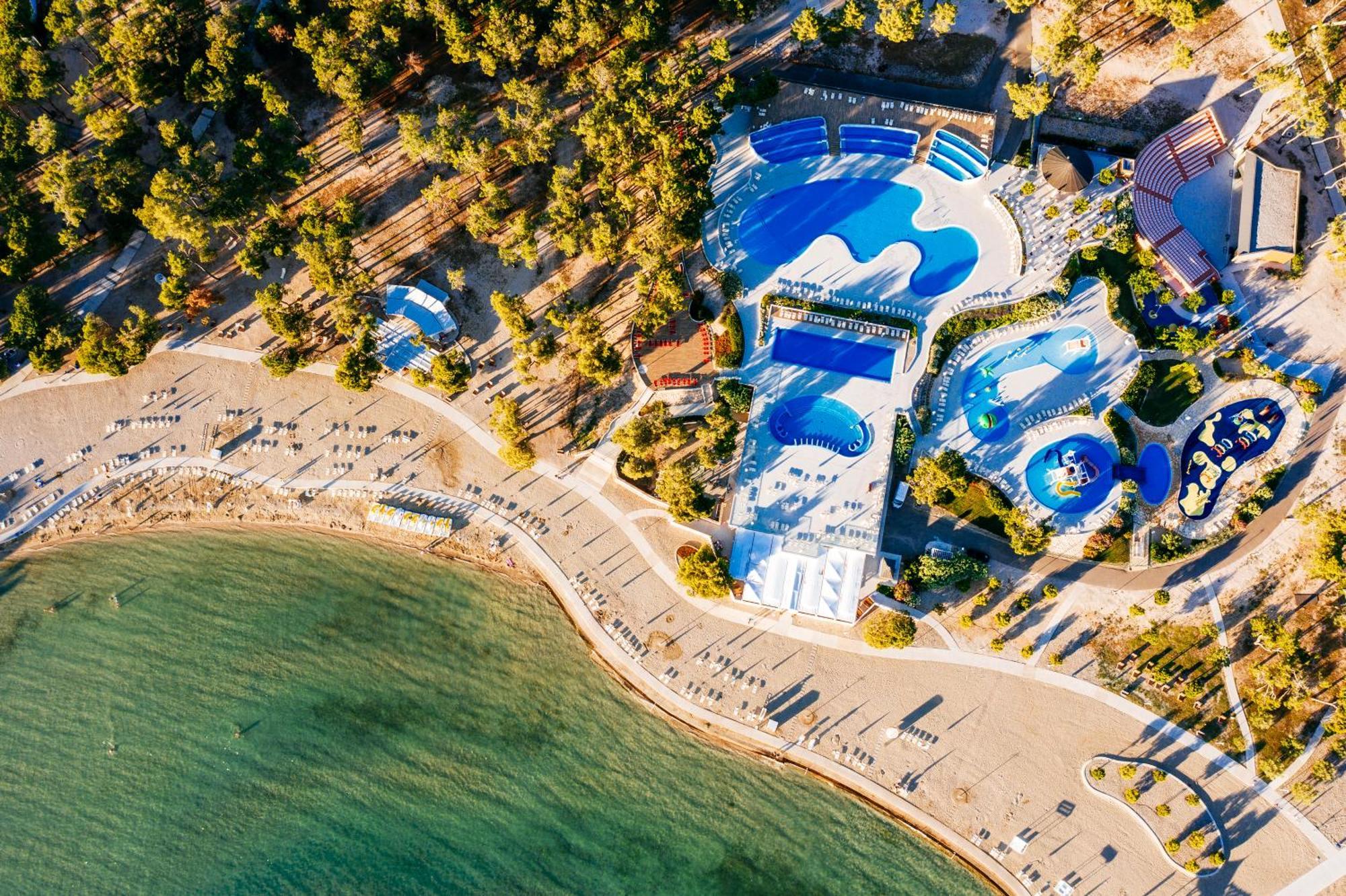 Zaton Holiday Resort Glamping Tents 닌 외부 사진